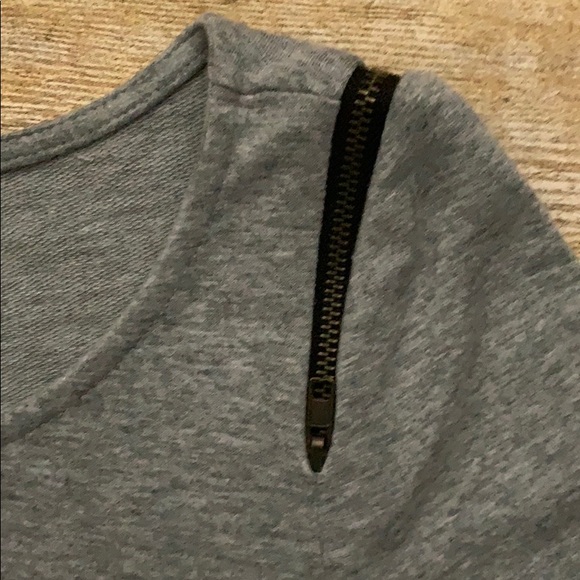 Angl Hi Low Shirt - Picture 3 of 8